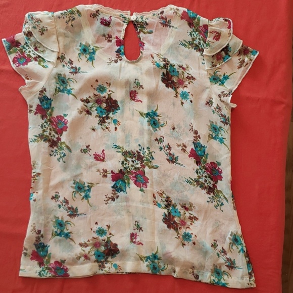 Flower blouse - Picture 3 of 3